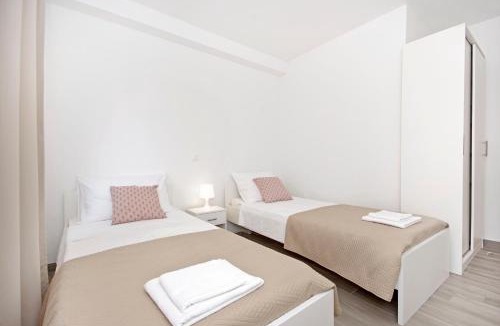Zrce Apartment | Apartments Frado