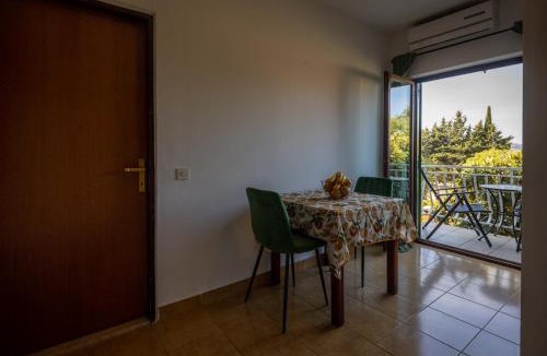 Sveti Filip i Jakov Apartment | Apartments Gaja Green ap