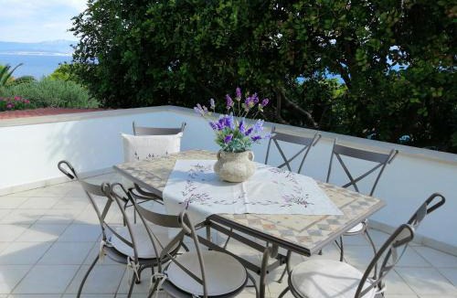 Sutivan Apartment | Apartments Galović