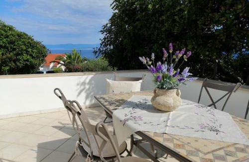 Sutivan Apartment | Apartments Galović