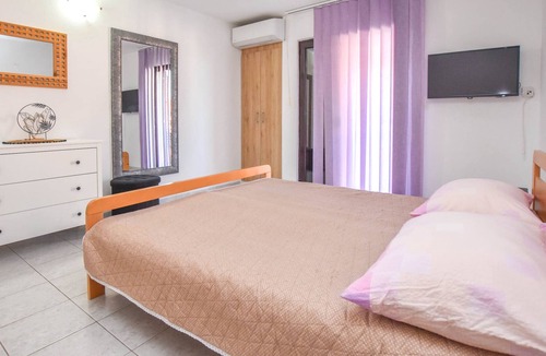 Sveti Filip i Jakov Apartment | Apartments Garoful (82851-A3) - Sv. Filip i Jakov
