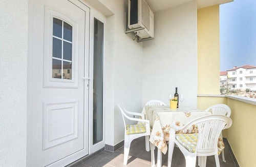 Lovrecica Apartment | Apartments Graciella, (14129), Lovrecica, hr