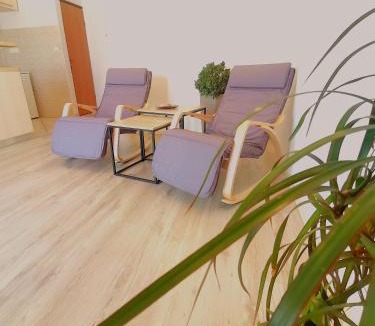 Krizna luka Apartment | Apartments Green & Orange