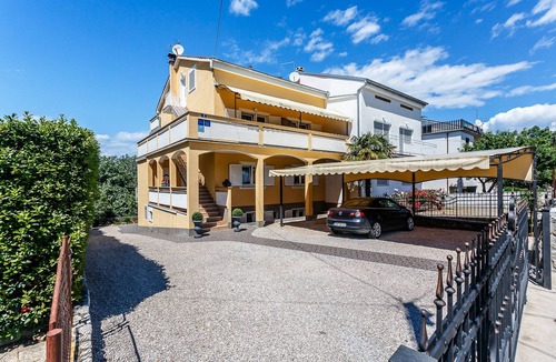 Malinska Apartment | Apartments and Rooms Gordana (86131-A4) - Malinska - island Krk