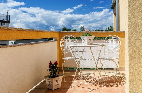 Malinska Apartment | Apartments and Rooms Gordana (86131-A4) - Malinska - island Krk
