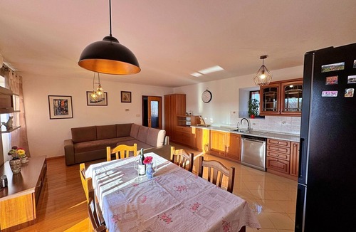 Zidarici Apartment | Apartments Kate in Malinska (63774-A2) - Malinska - island Krk