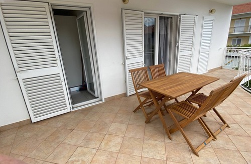 Turanj Apartment | Apartments Roko- Two bedroom apartment with balcony and garden view (B4)