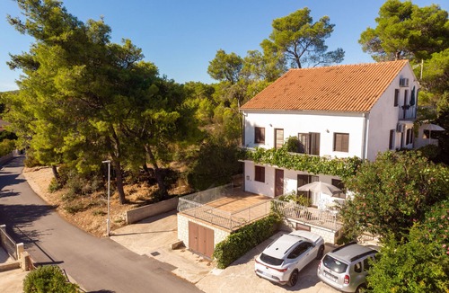 Vrboska Apartment | Apartments Iskra (53181-A2) - Vrboska - island Hvar