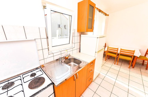 Novalja Apartment | Apartments INGA for up to 8 people near the sea