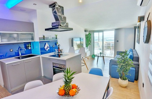 Solin Apartment | Apartments Ivan, (15797), Solin, hr