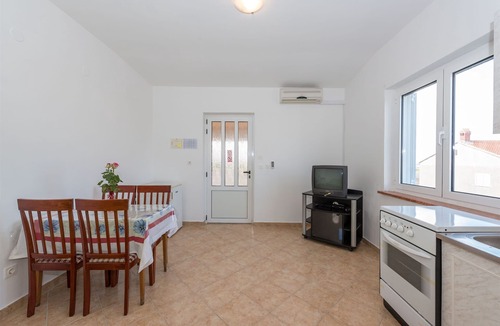 Vrsi Apartment | Apartments Ivan (35321-A1) - Vrsi (Zadar)