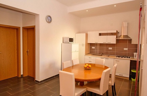 Vir Apartment | Apartments Ivka, (14510), Vir, hr