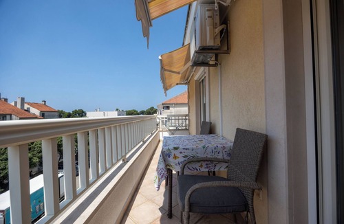Istok Apartment | Apartments Ivo (36191-A3) - Makarska