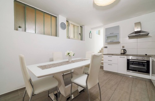 Klanfari Apartment | Apartments Jadranka (66421-A1) - Dramalj (Crikvenica)