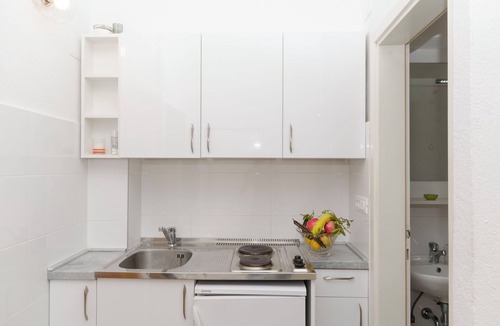 Bili brig Apartment | Apartments Jadro (10474-A2) - Makarska