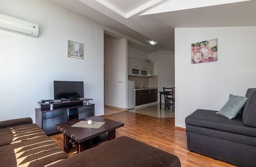 Mastrinka Apartment | Apartments Janja (30131-A3) - Arbanija (Ciovo)