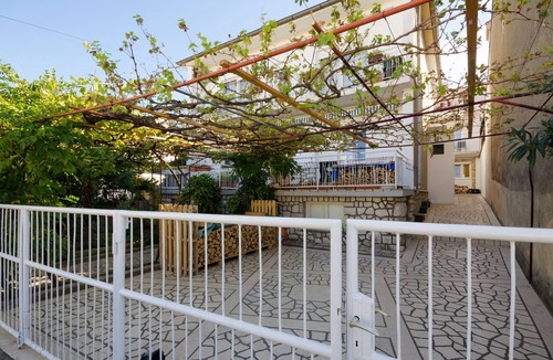 Selce Apartment | Apartments Jasminka (85751-A1) - Selce (Crikvenica)