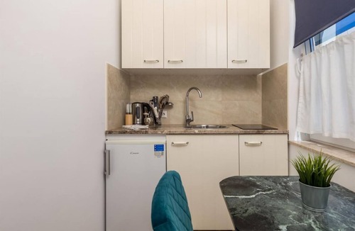 Poljane Apartment | Apartments Jasminka, (16392), Ičići, Croatia