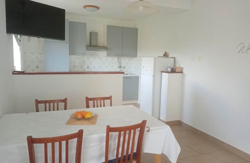 Rab Town Apartment | Apartments Josip, (14605), Lopar, hr