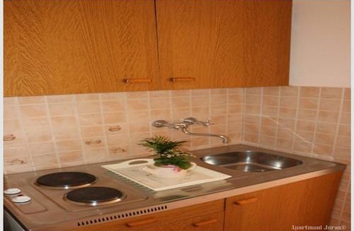 Podglavica Apartment | Apartments Juras - Studio Apartment with Sea View Marija