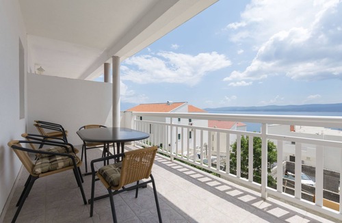 Ruskamen Apartment | Apartments Katarina (54571-A2) - Lokva Rogoznica