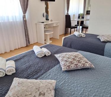 Karlovac House | Apartments Kozjan