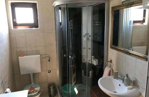 Kali Apartment | Apartments Lamjana