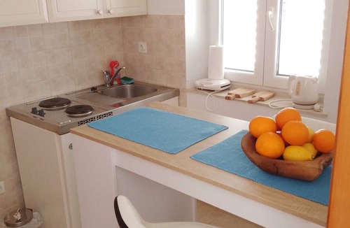 Sobra Apartment | Apartments Laura