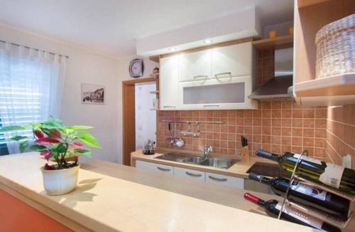 Zaboric Apartment | Apartments Lavandela Girandela (115081-A2) - Zaboric (Sibenik)