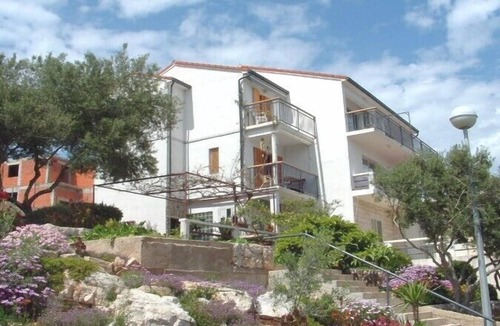 Pasadur Apartment | Apartments Ljiljana, (16037), Pasadur, hr