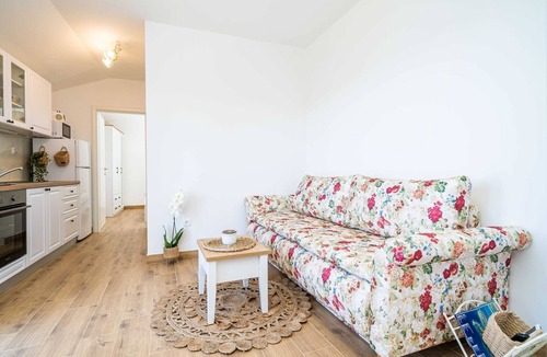 Lozica Apartment | Apartments Lovro - One bedroom apartment with Balcony and Sea View (3)