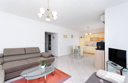 Povile Apartment | Apartments Maravera (86451-A1) - Povile