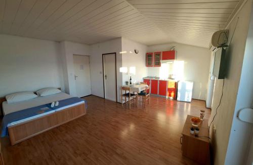 Maslenica Apartment | Apartments Maruna