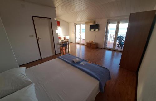 Maslenica Apartment | Apartments Maruna