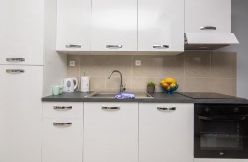 Turanj Apartment | Apartments Mate