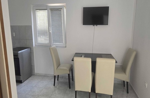 Srima Apartment | Apartments Mateo - One Bedroom Apartment - White