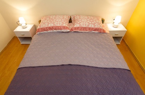 Draga Bascanska Apartment | Apartments Mihaela-Four star Apartment for 4 With Sea View And Swimming Pool