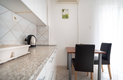 Gornji Karin Apartment | Apartments Milic - One Bedroom Apartment with Sea View and Terrace