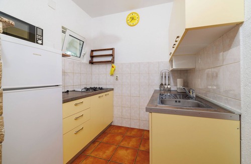 Cesarica Apartment | Apartments Mirela (69941-A2) - Karlobag