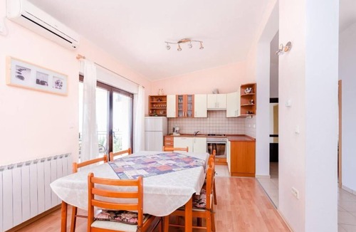 Dramalj Apartment | Apartments Nenad (65891-A2) - Dramalj (Crikvenica)