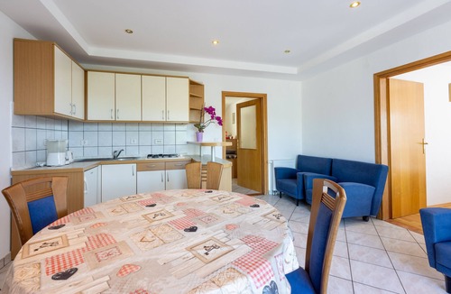 Grizane Apartment | Apartments Neven (62696-A2) - Grižane