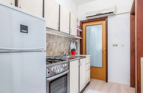 Novigrad Apartment | Apartments Nevenka, (14134), Novigrad, Croatia