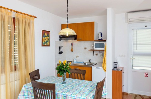 Cavtat Apartment | Apartments Nikša, (15884), Cavtat, hr