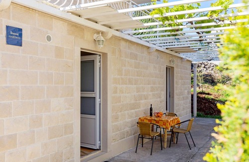 Cavtat Apartment | Apartments Nikša, (15884), Cavtat, hr