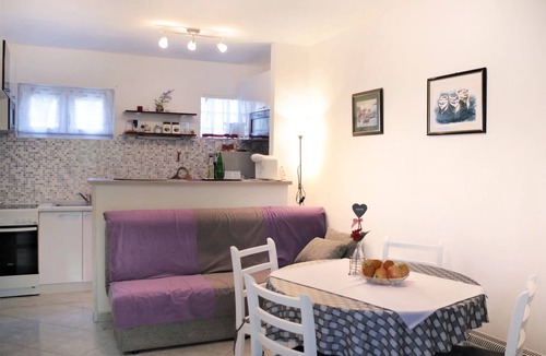 Rogoznica Apartment | Apartments Nives (24421-A1) - Rogoznica