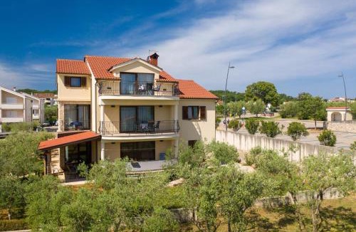 Porat Apartment | Apartments Otia Seaview