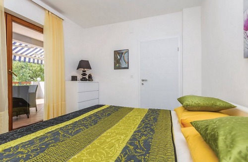 Cesarica Apartment | Apartments Paola - Two Bedroom Apartment with Terrace and Sea view