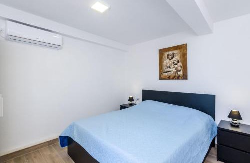 Pile Apartment | Apartments Paula