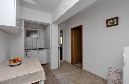 Bogomolje Apartment | Apartments Robinzon Milivoj (58971-A3) - Bogomolje