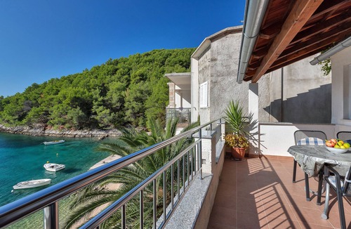 Bogomolje Apartment | Apartments Robinzon Milivoj (58971-A3) - Bogomolje